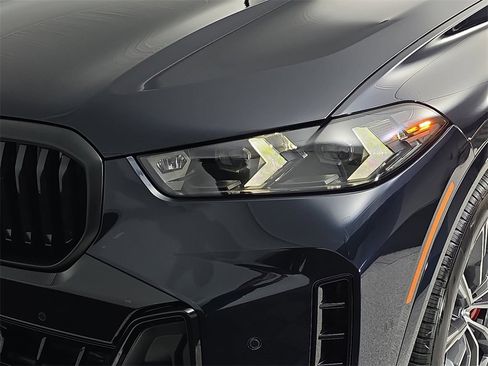 New 2026 BMW X5 xDrive50e w/ M Sport Package image 31