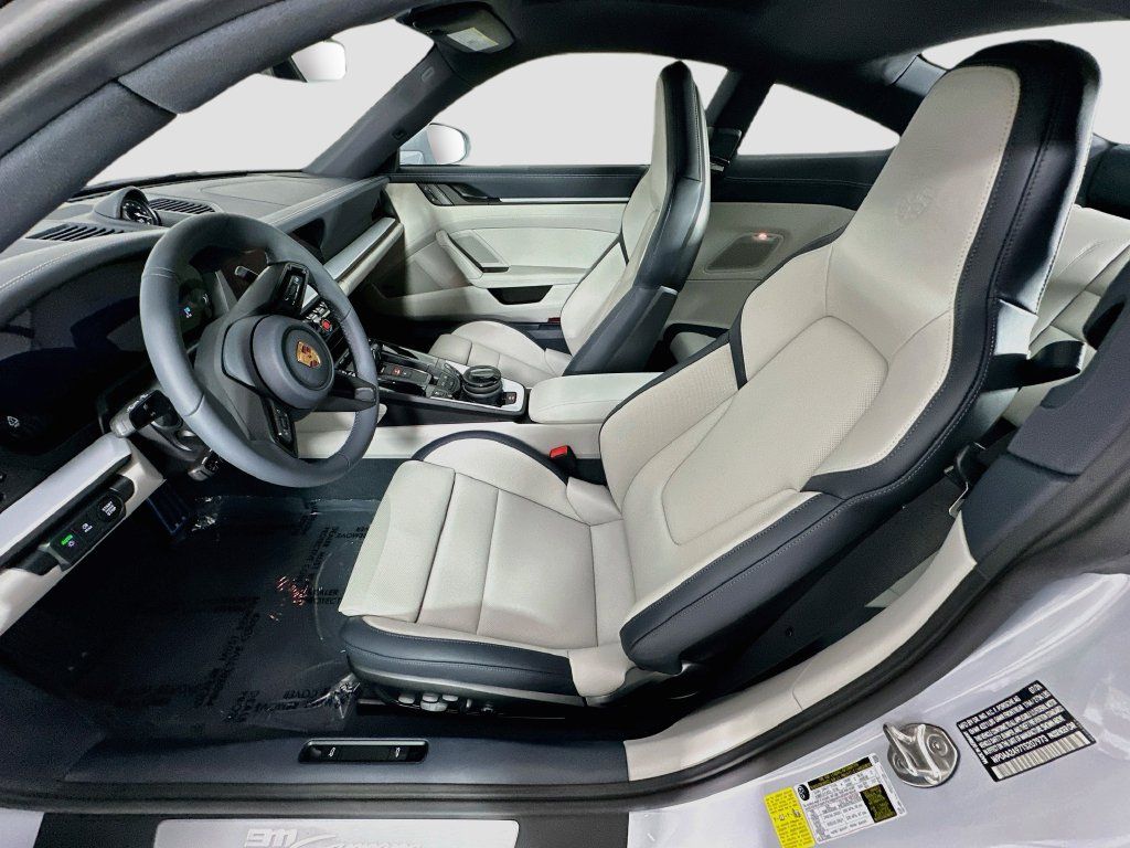 New 2026 Porsche 911 Carrera RWD image 5