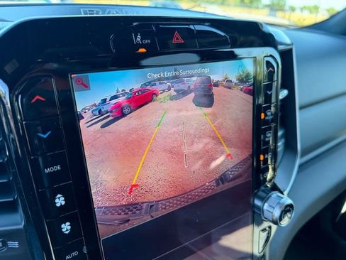 New 2026 RAM 1500 Big Horn AWD/4WD image 23