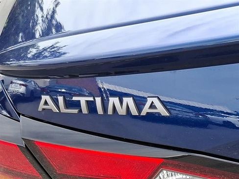 Certified 2024 Nissan Altima 2.0 SR image 65