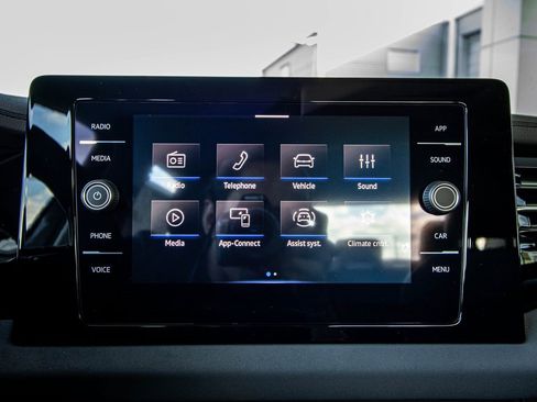 New 2026 Volkswagen Jetta SE image 41