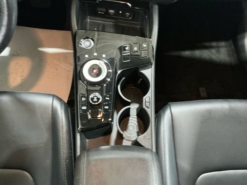 Used 2023 Kia Sportage EX AWD/4WD image 12