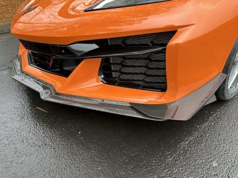 Used 2023 Chevrolet Corvette Z06 w/ Z07 Performance Package image 10