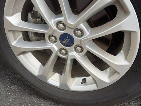 Used 2020 Ford Escape SE FWD image 10