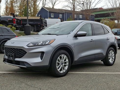 Certified 2021 Ford Escape SE image 5