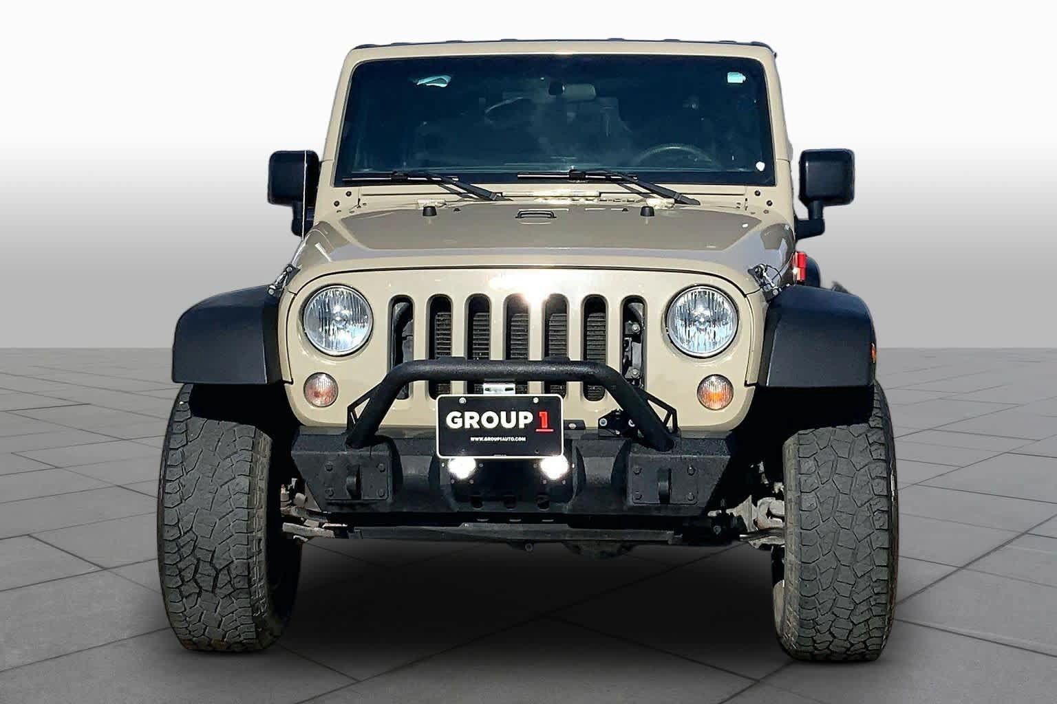 Used 2017 Jeep Wrangler Sport AWD/4WD image 4