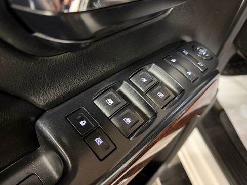 Used 2014 GMC Sierra 1500 SLE w/ SLE Value Package AWD/4WD image 39