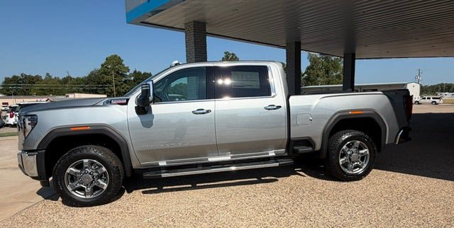 New 2026 GMC Sierra 2500 SLT AWD/4WD image 4