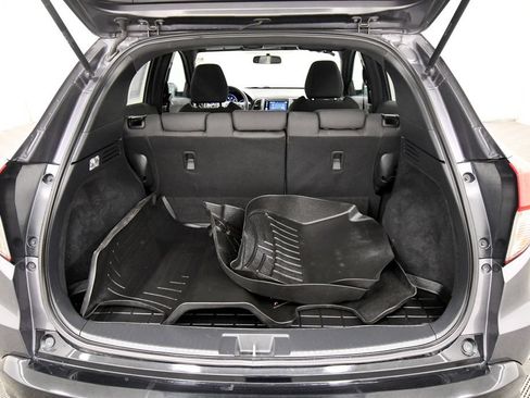 Certified 2021 Honda HR-V Sport image 7