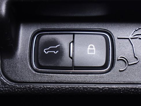 Used 2020 Ford Explorer ST w/ Premium Technology Package AWD/4WD image 41