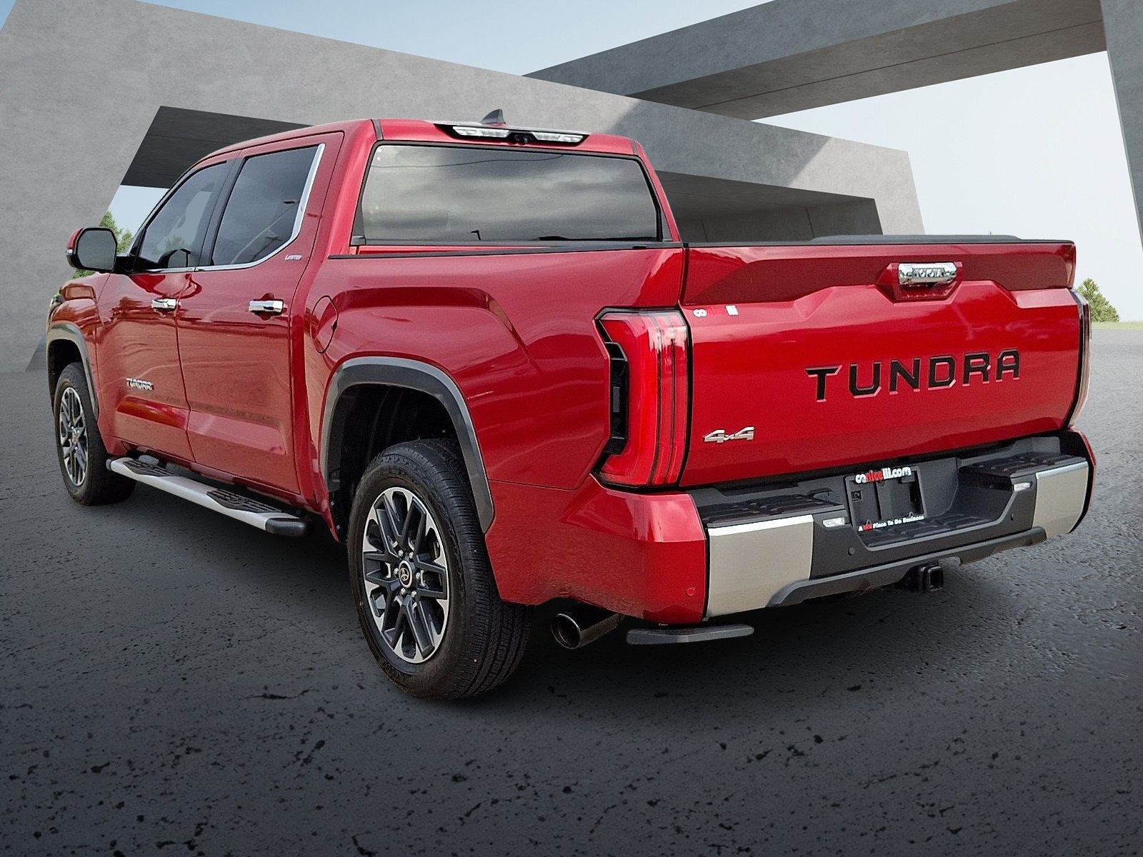Used 2024 Toyota Tundra Limited AWD/4WD image 4