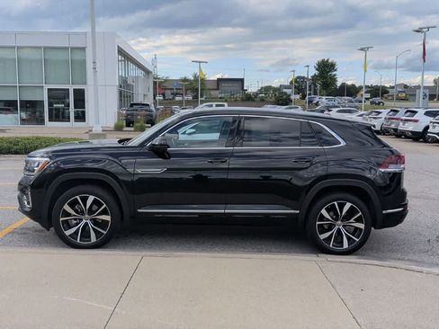 Used 2025 Volkswagen Atlas Cross Sport SEL Premium R-Line AWD/4WD image 3
