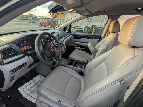 Used 2022 Honda Odyssey EX image 19