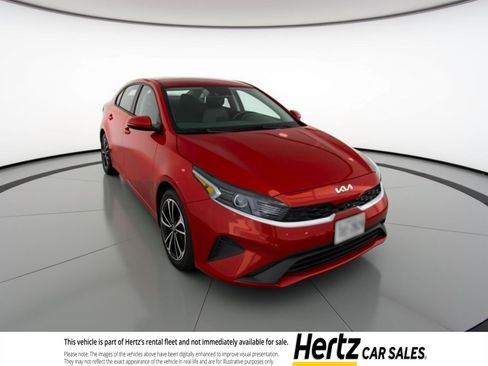 Used 2024 Kia Forte LXS image 1