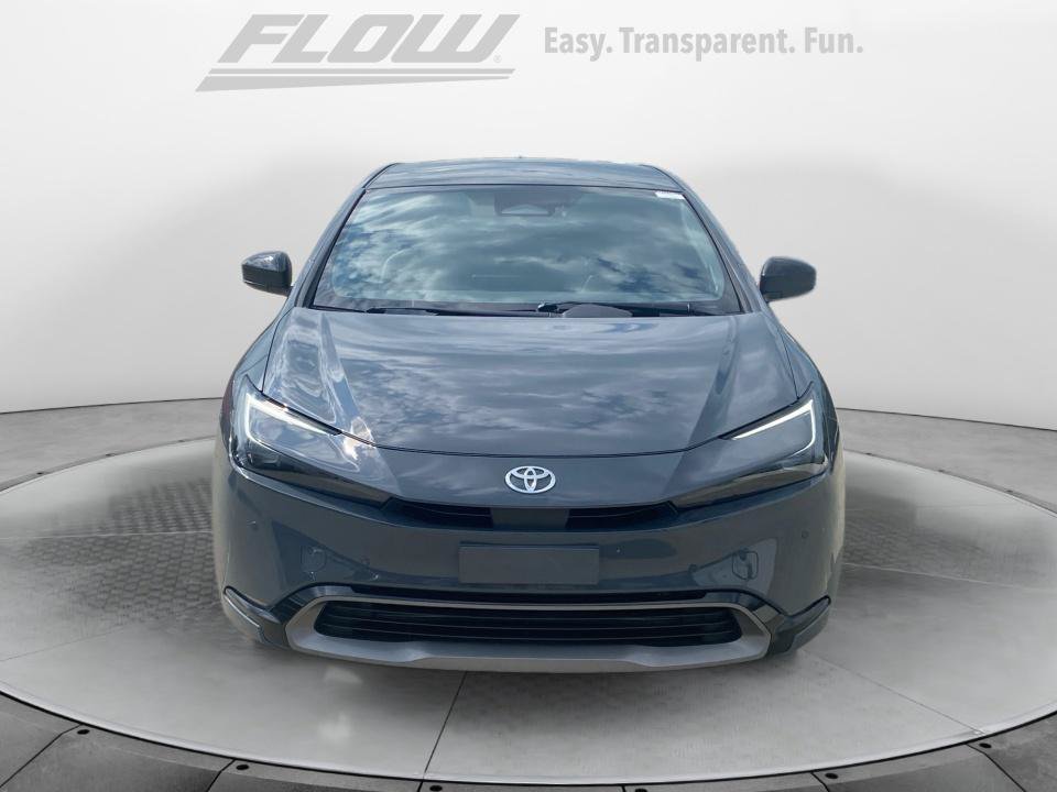 Used 2025 Toyota Prius Limited FWD image 3