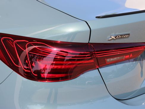 Used 2025 BMW 430i xDrive Coupe w/ M Sport Package AWD/4WD image 13