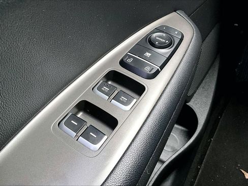 Used 2019 Kia Optima S w/ S Panoramic Sunroof Package image 34