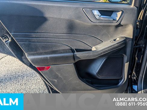 Used 2024 Ford Escape ST-Line image 31