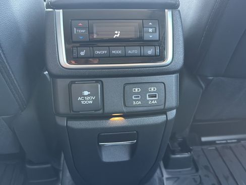 Used 2025 Subaru Ascent Touring w/ Popular Package #1 AWD/4WD image 22