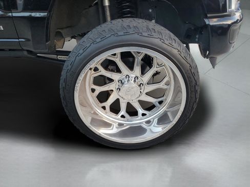 Used 2024 Ford F250 Lariat w/ Lariat Ultimate Package image 31