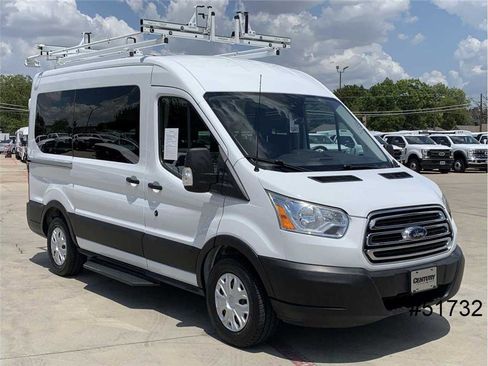 Used 2019 Ford Transit 150 XLT image 3