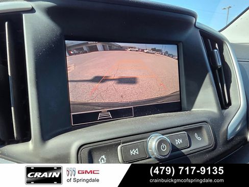 Used 2024 GMC Terrain SLE w/ Driver Convenience Package FWD image 18