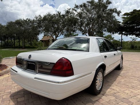 Used 2006 Mercury Grand Marquis LS RWD image 4