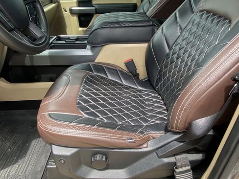 Used 2020 Ford F450 XLT w/ FX4 Off-Road Package image 12