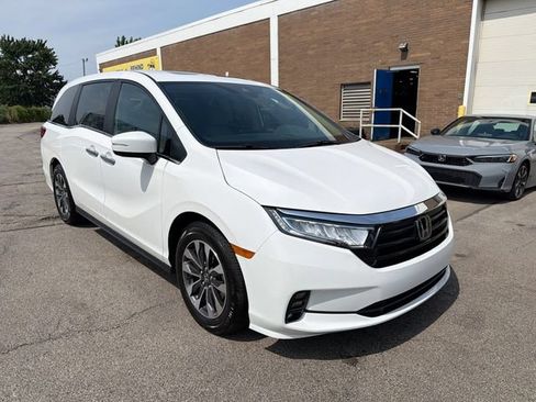 Used 2024 Honda Odyssey EX-L image 11