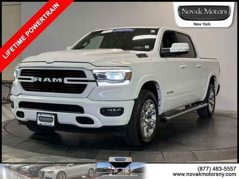 Used 2022 RAM 1500 Laramie w/ Sport Appearance Package image 4