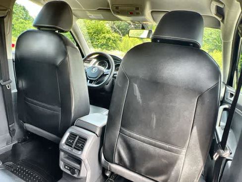 Used 2021 Volkswagen Tiguan S FWD image 13