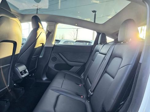 Used 2024 Tesla Model Y Long Range image 21