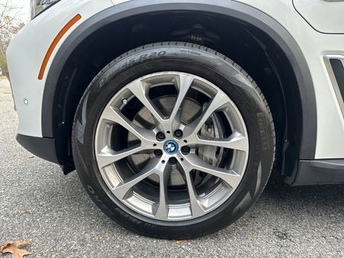 Used 2023 BMW X5 xDrive45e image 27
