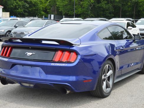 Used 2016 Ford Mustang Coupe RWD image 6