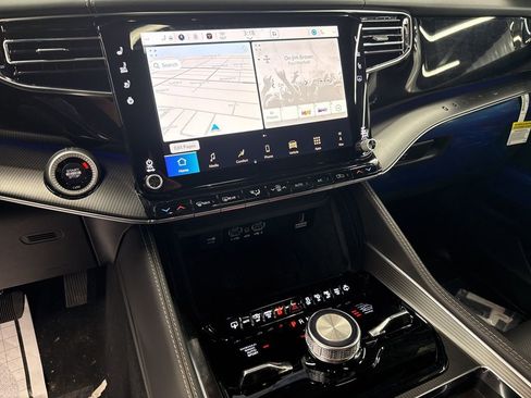 New 2026 Jeep Grand Wagoneer L Summit AWD/4WD image 33