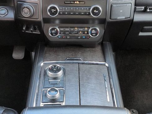 Used 2019 Ford Expedition Max Limited w/ Special Edition Package AWD/4WD image 19