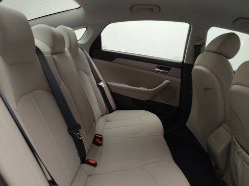 Used 2018 Hyundai Sonata ECO image 19