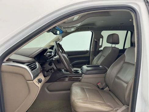 Used 2018 Chevrolet Tahoe LT image 17