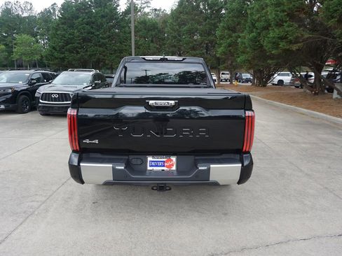 Used 2023 Toyota Tundra Limited AWD/4WD image 21