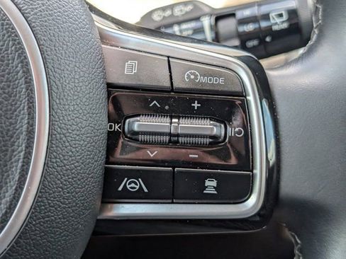 Used 2022 Kia Sorento EX w/ Panoramic Sunroof Package FWD image 27