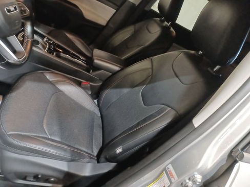 Used 2022 Jeep Compass Limited w/ Elite Group image 13