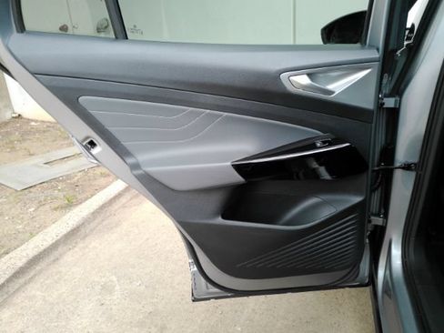 Used 2023 Volkswagen ID.4 Pro S RWD image 16