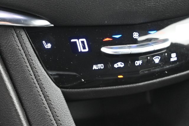 Used 2020 Cadillac XT5 Premium Luxury FWD image 24