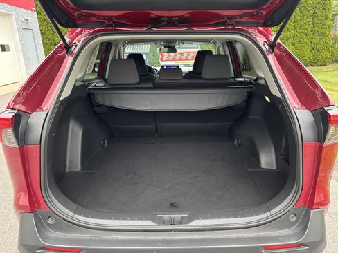 Certified 2025 Toyota RAV4 XLE AWD/4WD image 5
