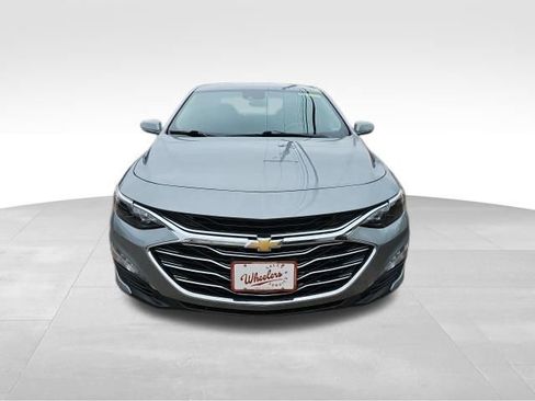 Used 2025 Chevrolet Malibu LT FWD image 9