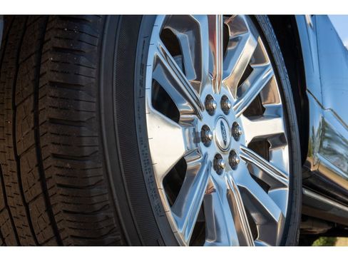 Used 2022 Ford F150 Limited image 28