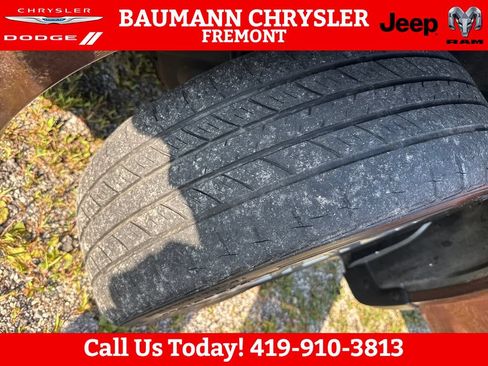 Used 2012 Chrysler 200 Limited FWD image 27