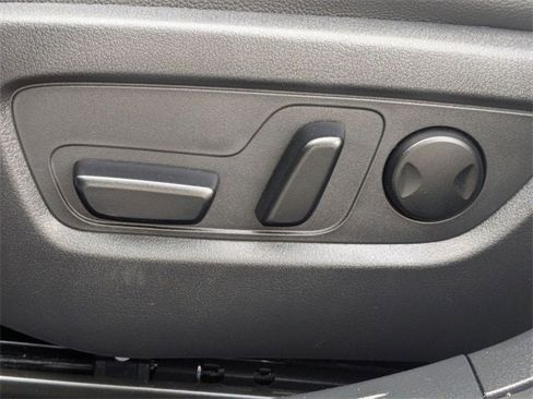 Used 2025 MAZDA CX-50 AWD 2.5 S w/ Preferred Package image 18