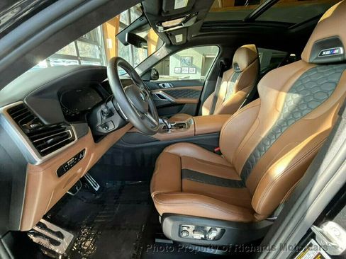 Used 2022 BMW X6 M image 15