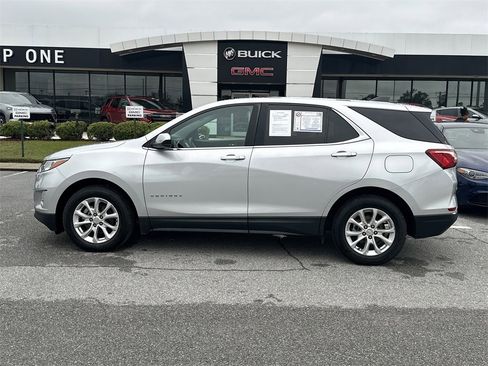 Used 2018 Chevrolet Equinox LT image 4